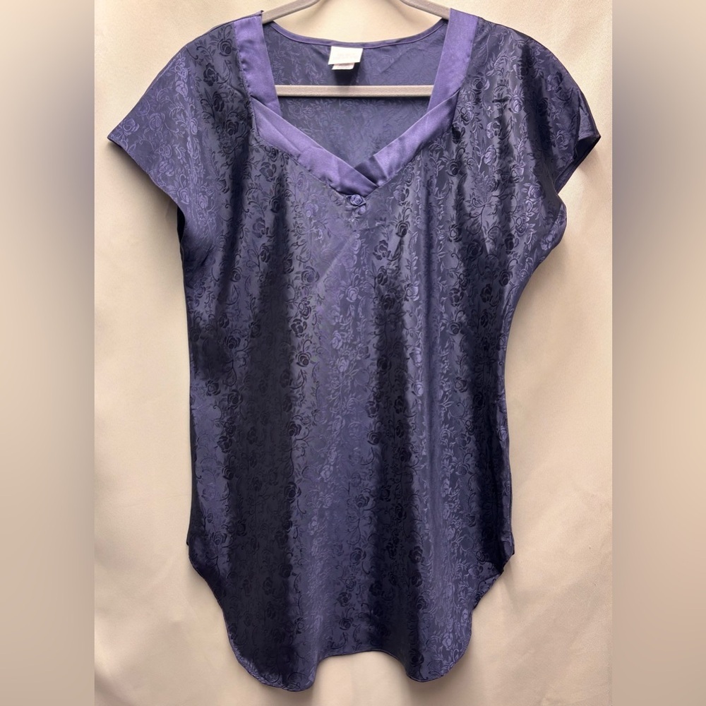 Vintage Secret Treasures Silky Lingerie Sleep Shirt Nightgown Purple Rose Print